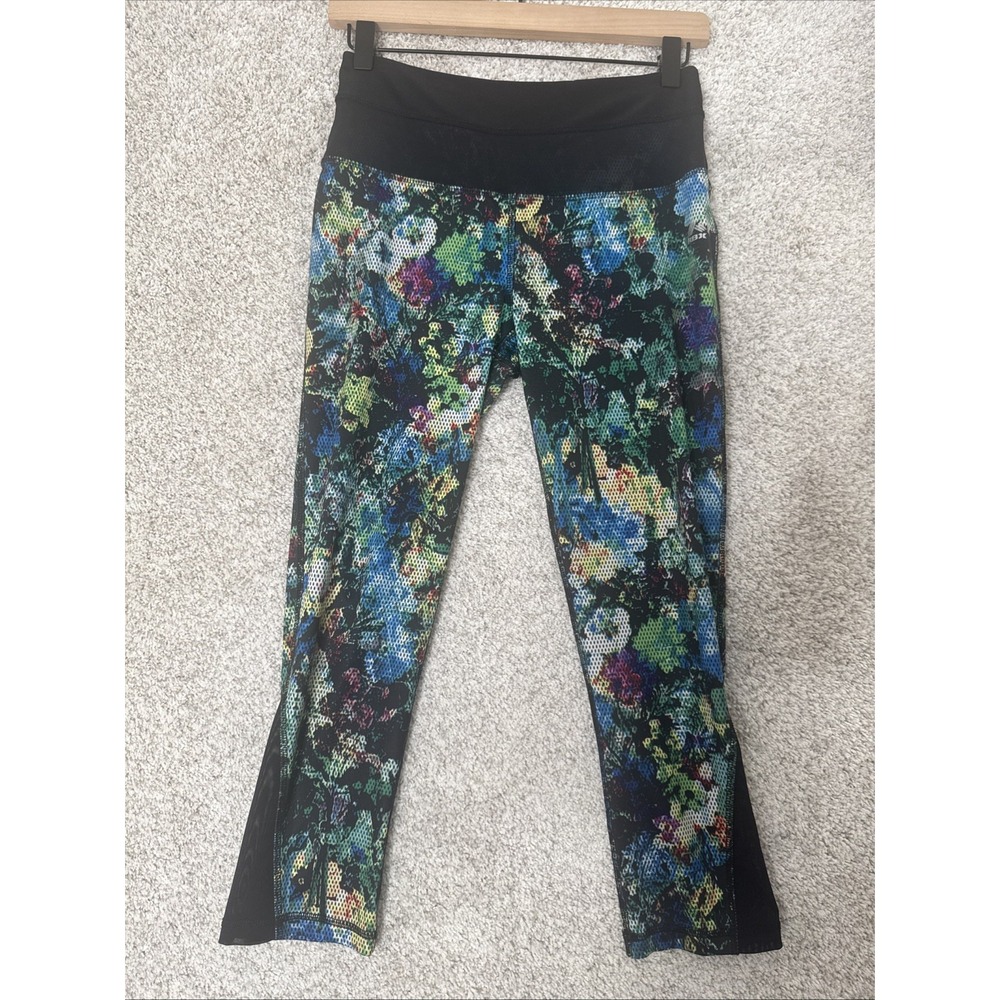 Reebok Athletic‎ Workout Capris Small